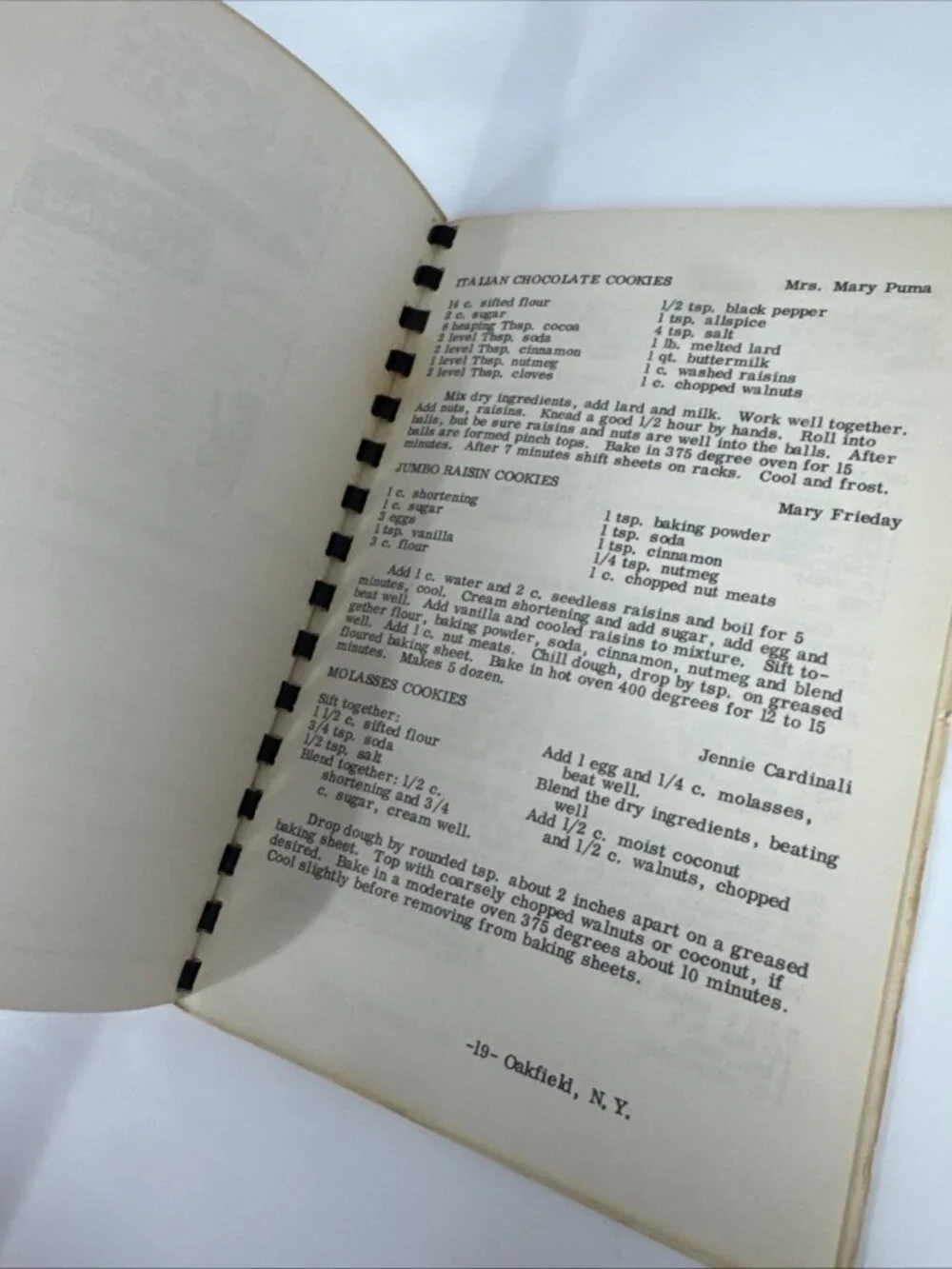 The Best in Cooking in Oakfield NY Cookbook IRA Spring VFW Auxiliary 50s/60s